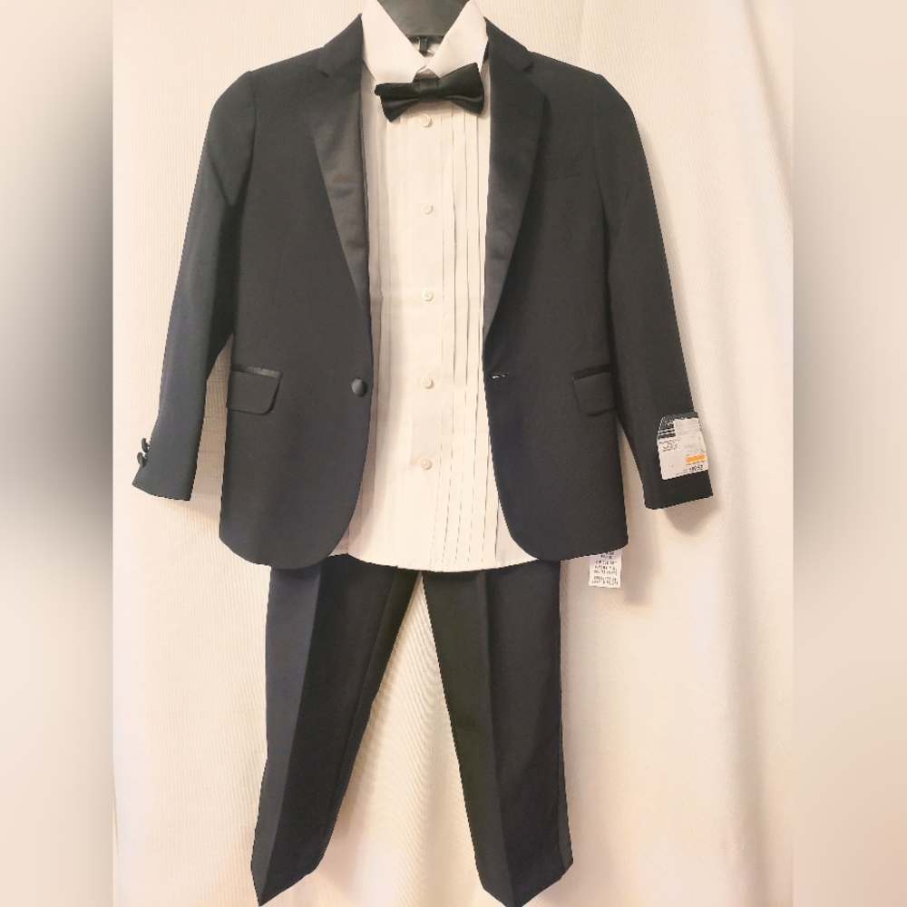 Nautica 4 Piece Ensemble, Black Tuxedo with bow tie Size 7